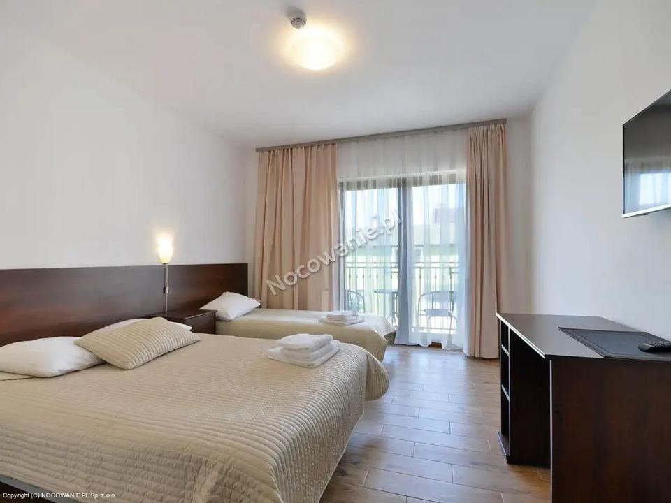 Grot Bed and Breakfast Mrzeżyno Exteriör bild