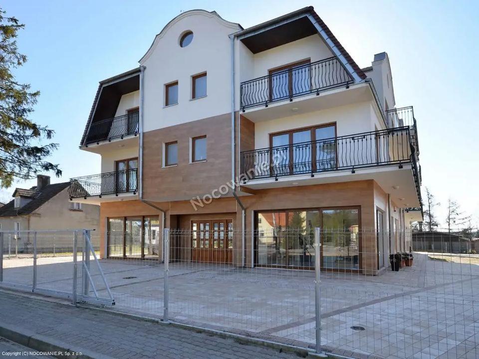 Grot Bed and Breakfast Mrzeżyno Exteriör bild