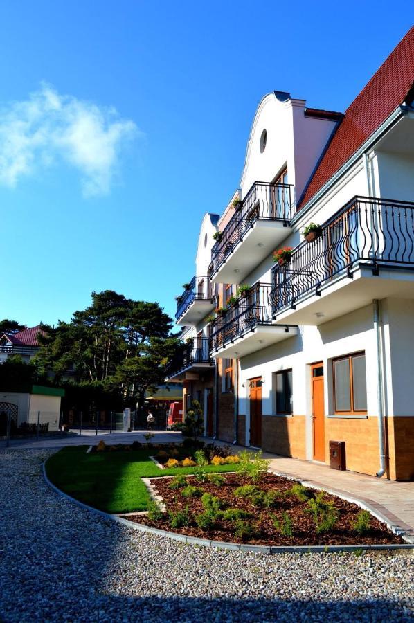 Grot Bed and Breakfast Mrzeżyno Exteriör bild